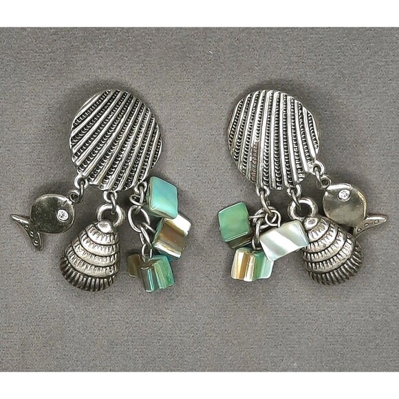 Vintage Silvertone Charm Sea Shell Fish Abalone Clip On Dangle Earrings - Picture 1 of 5